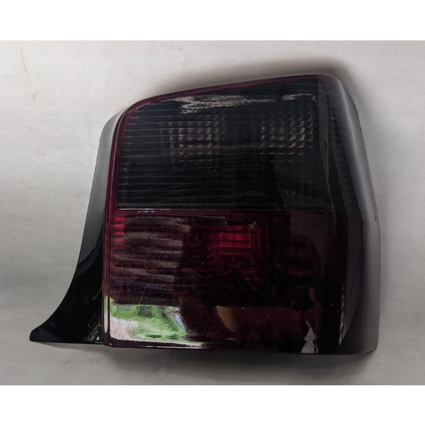 Lanterna Traseira Direita Fumê Fiat Uno Mille ( Quadrado ) 2004 a 2010 Original Usado